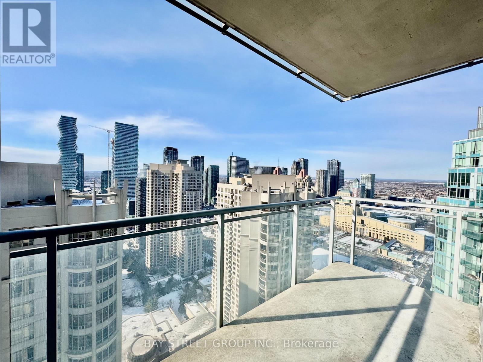 3302 - 225 Webb Drive, Mississauga, Ontario  L5B 4P2 - Photo 17 - W12712656