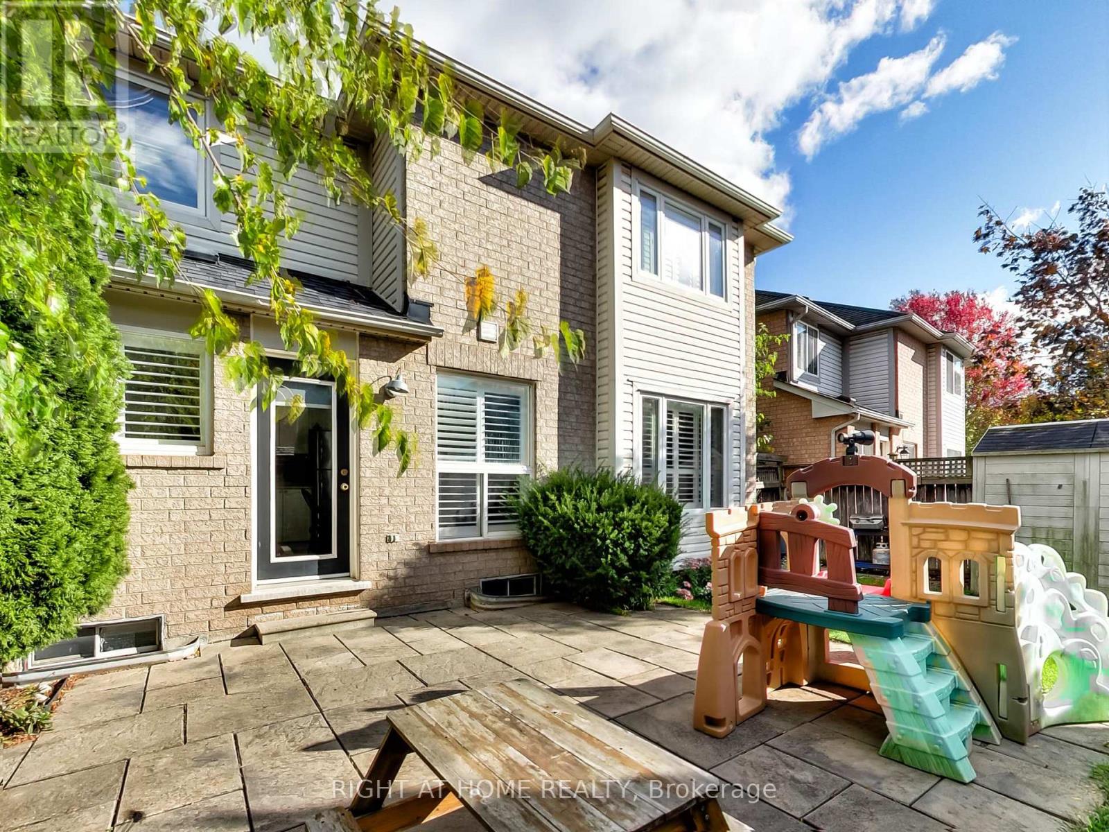 2527 Nettlecreek Crescent, Oakville, Ontario  L6M 4C1 - Photo 50 - W12712658