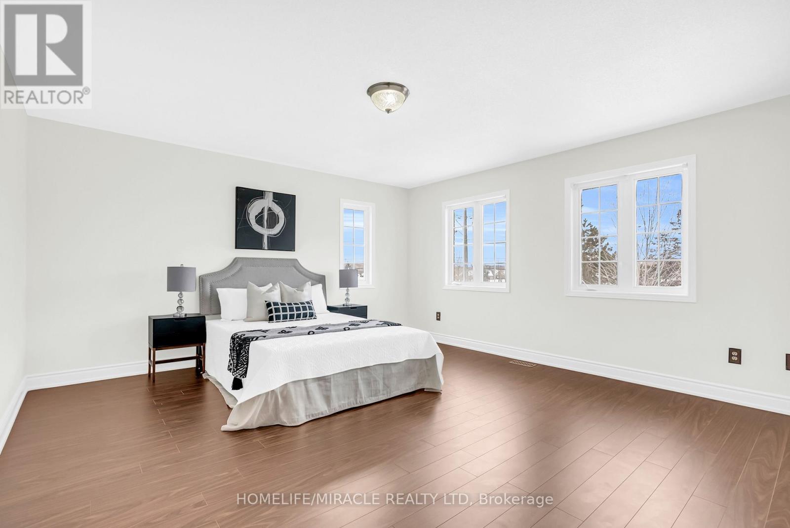 76 Starhill Crescent, Brampton, Ontario  L6R 2W1 - Photo 20 - W12712666