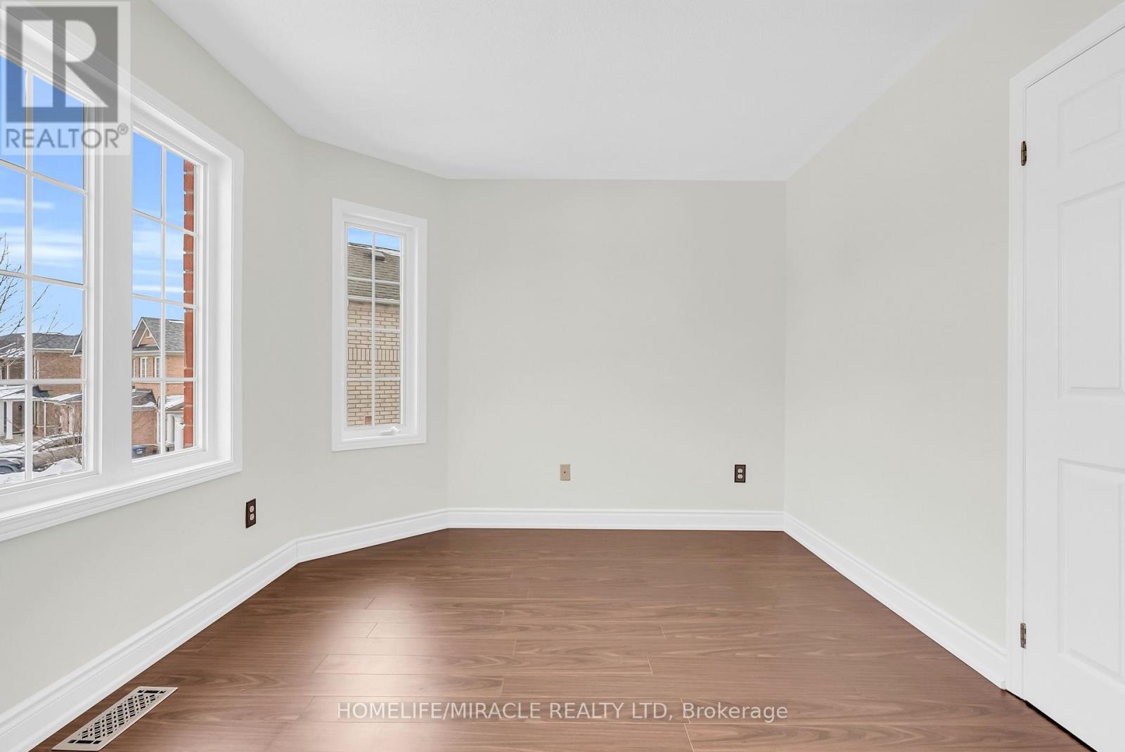 76 Starhill Crescent, Brampton, Ontario  L6R 2W1 - Photo 30 - W12712666