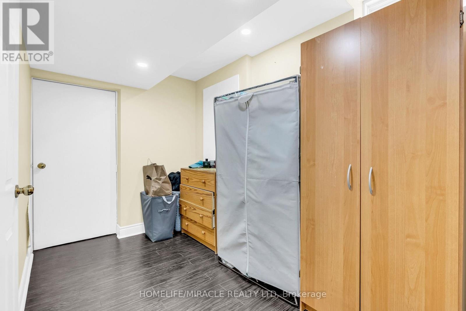 76 Starhill Crescent, Brampton, Ontario  L6R 2W1 - Photo 41 - W12712666