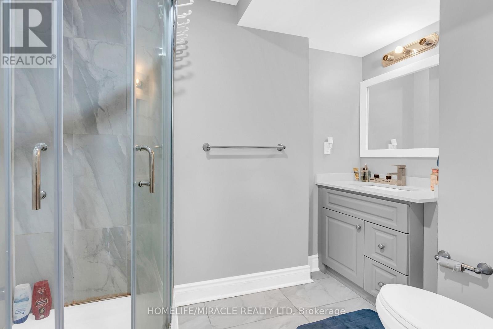 76 Starhill Crescent, Brampton, Ontario  L6R 2W1 - Photo 42 - W12712666