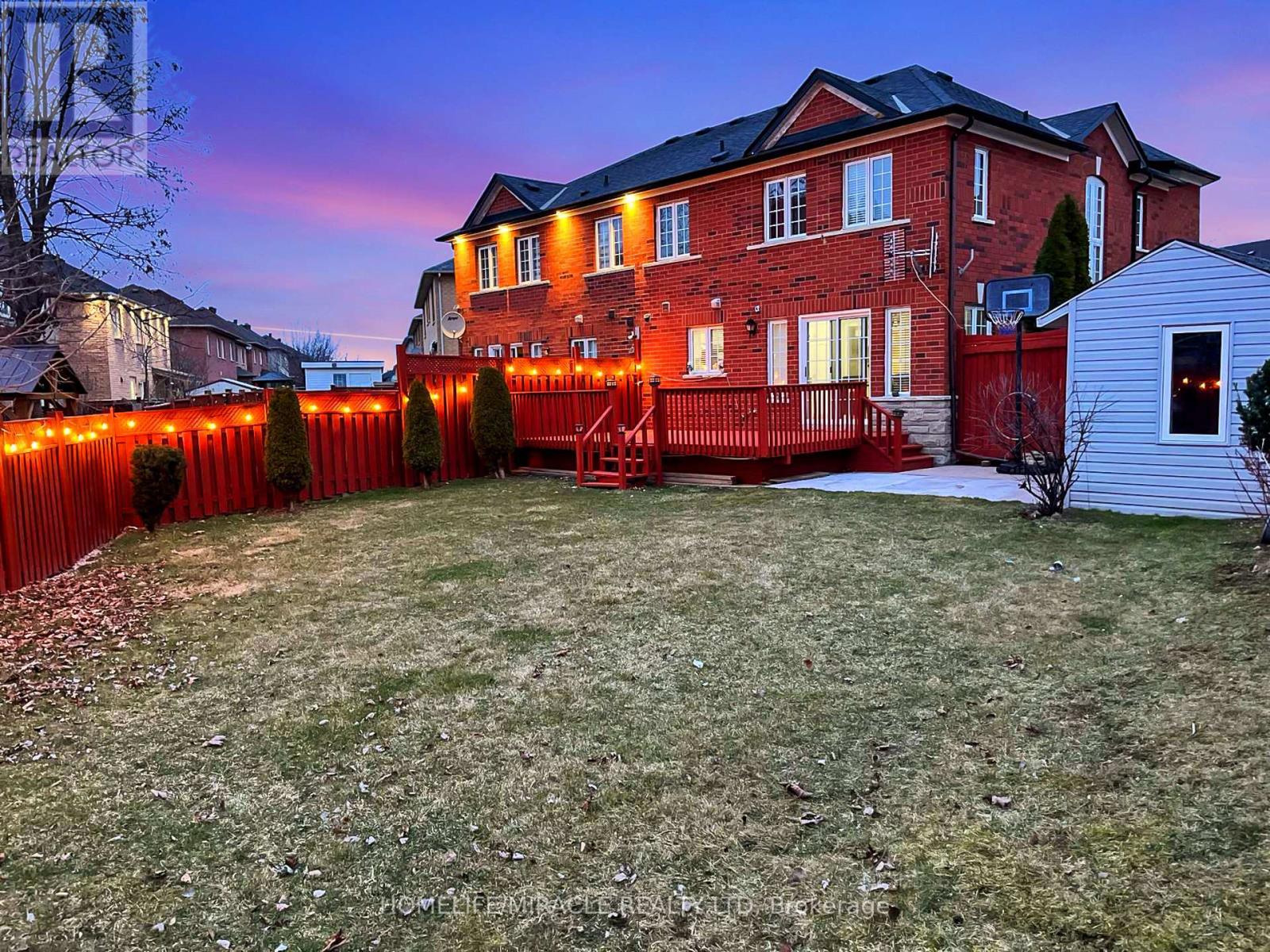 76 Starhill Crescent, Brampton, Ontario  L6R 2W1 - Photo 48 - W12712666