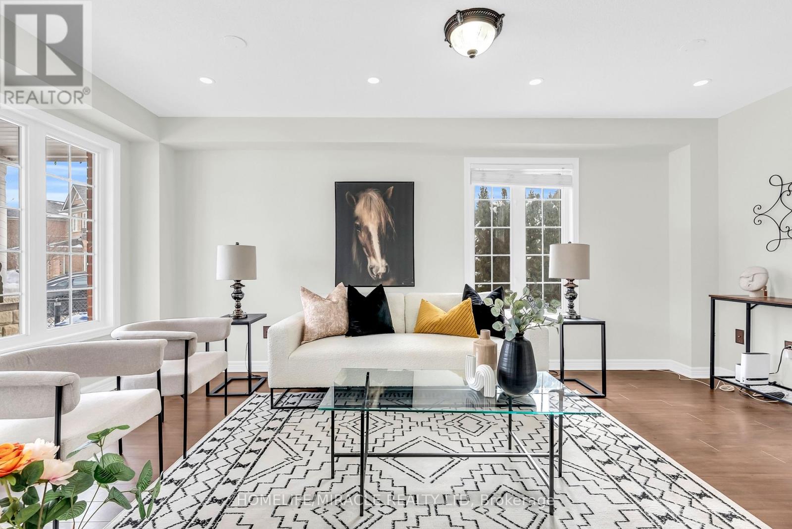 76 Starhill Crescent, Brampton, Ontario  L6R 2W1 - Photo 6 - W12712666