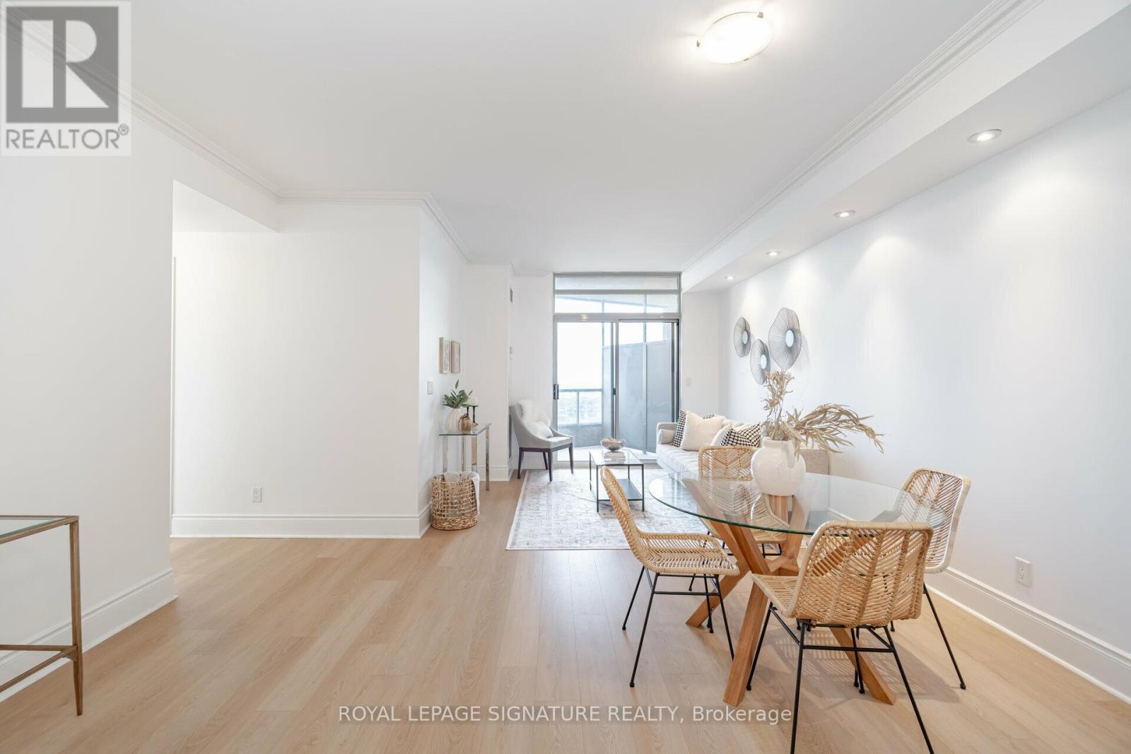 3028 - 3888 Duke Of York Boulevard, Mississauga, Ontario  L5B 4P5 - Photo 14 - W12712674