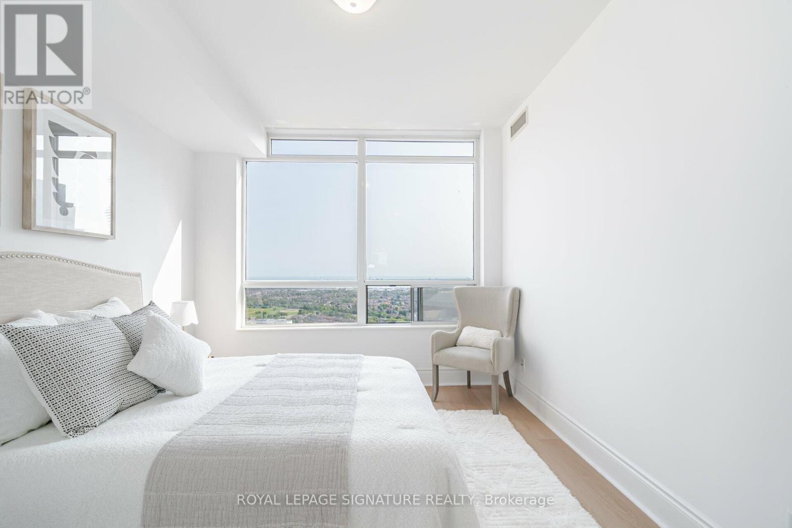 3028 - 3888 Duke Of York Boulevard, Mississauga, Ontario  L5B 4P5 - Photo 23 - W12712674