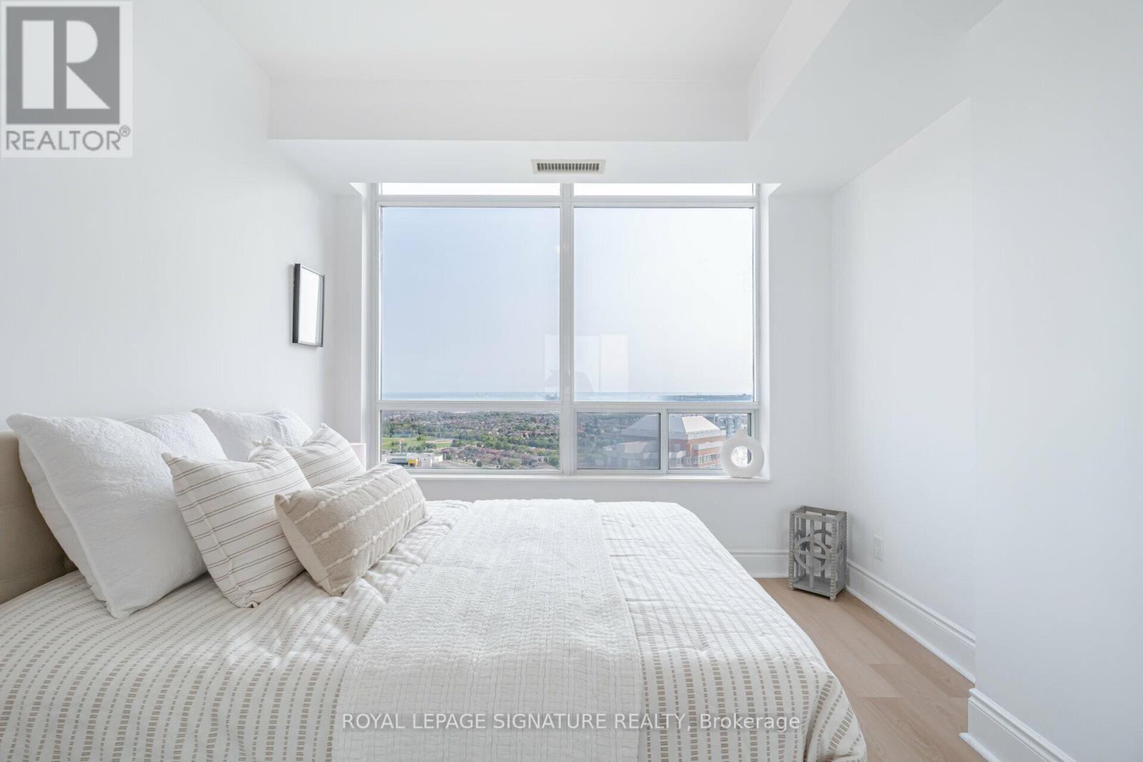 3028 - 3888 Duke Of York Boulevard, Mississauga, Ontario  L5B 4P5 - Photo 29 - W12712674