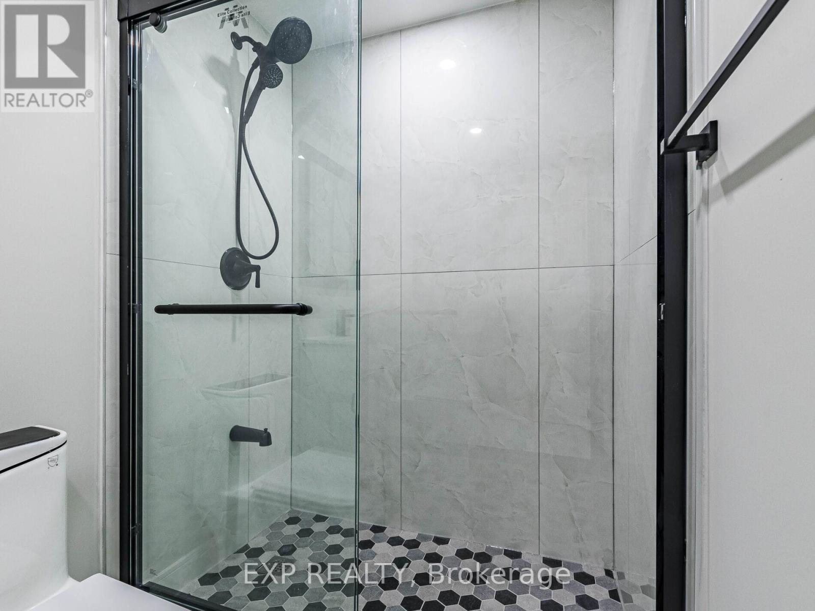 2 - 7 Fascination Street, Brampton, Ontario  L6R 0B3 - Photo 18 - W12712722