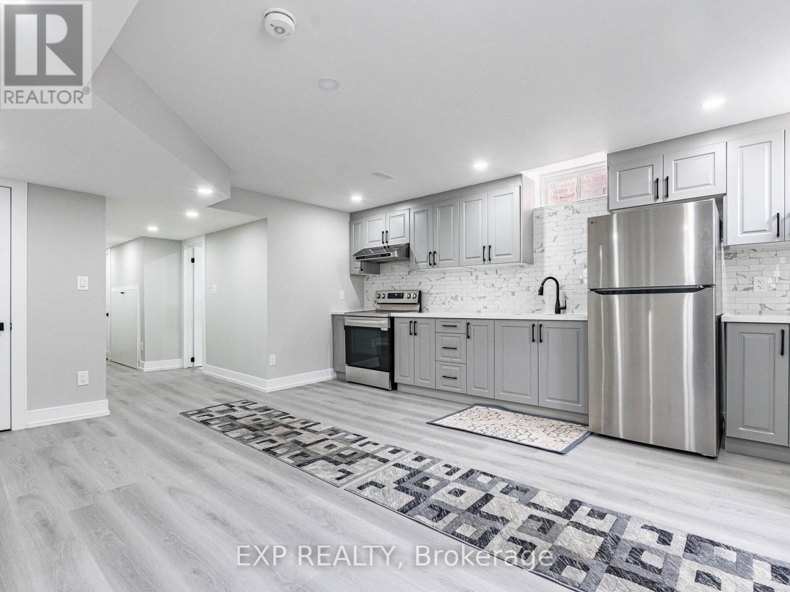 2 - 7 Fascination Street, Brampton, Ontario  L6R 0B3 - Photo 5 - W12712722