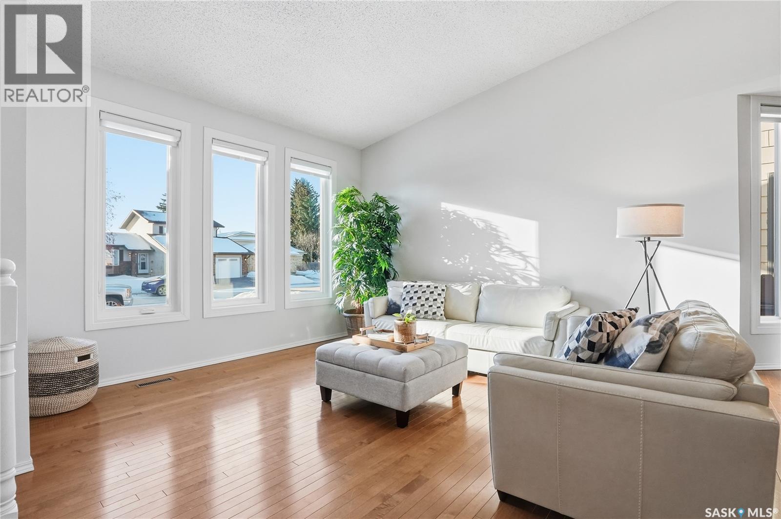 215 Wickenden Crescent, Saskatoon, Saskatchewan  S7N 3X7 - Photo 7 - SK027094