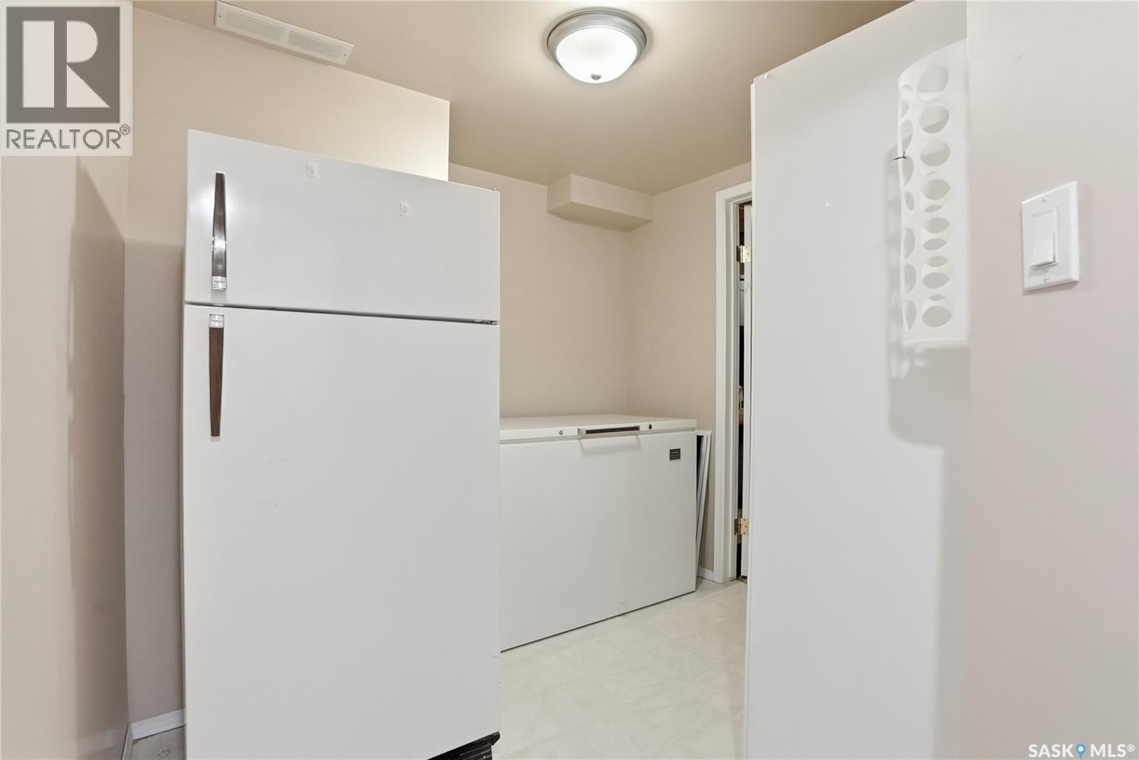 215 Wickenden Crescent, Saskatoon, Saskatchewan  S7N 3X7 - Photo 39 - SK027094