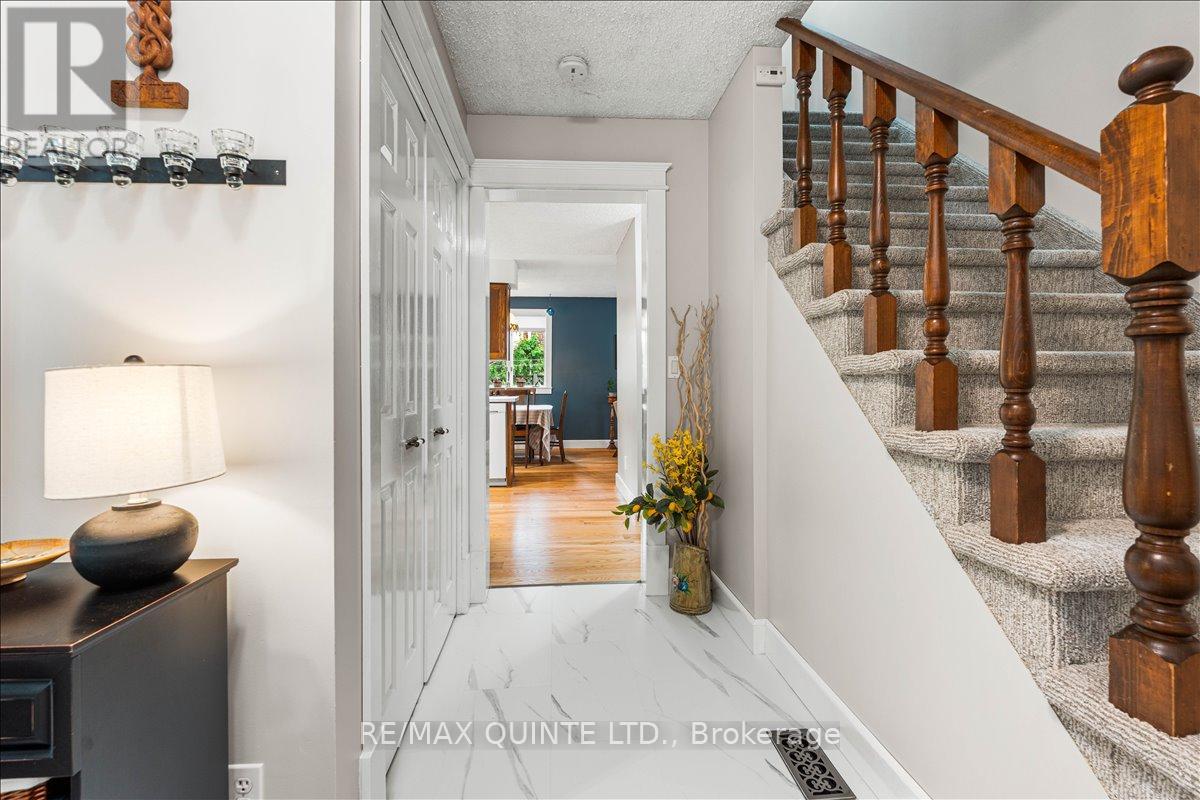 57 Kensington Crescent, Belleville (Belleville Ward), Ontario  K8P 4T4 - Photo 10 - X12712792