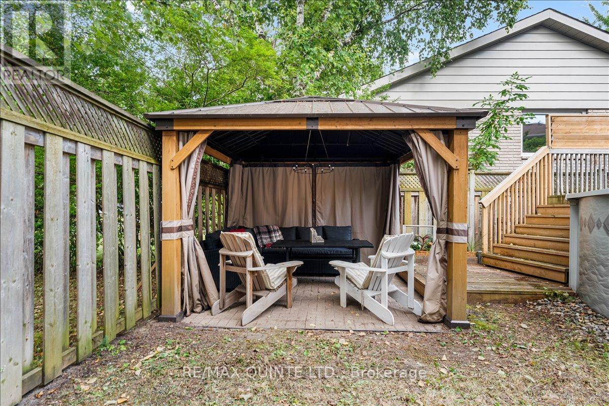 57 Kensington Crescent, Belleville (Belleville Ward), Ontario  K8P 4T4 - Photo 46 - X12712792