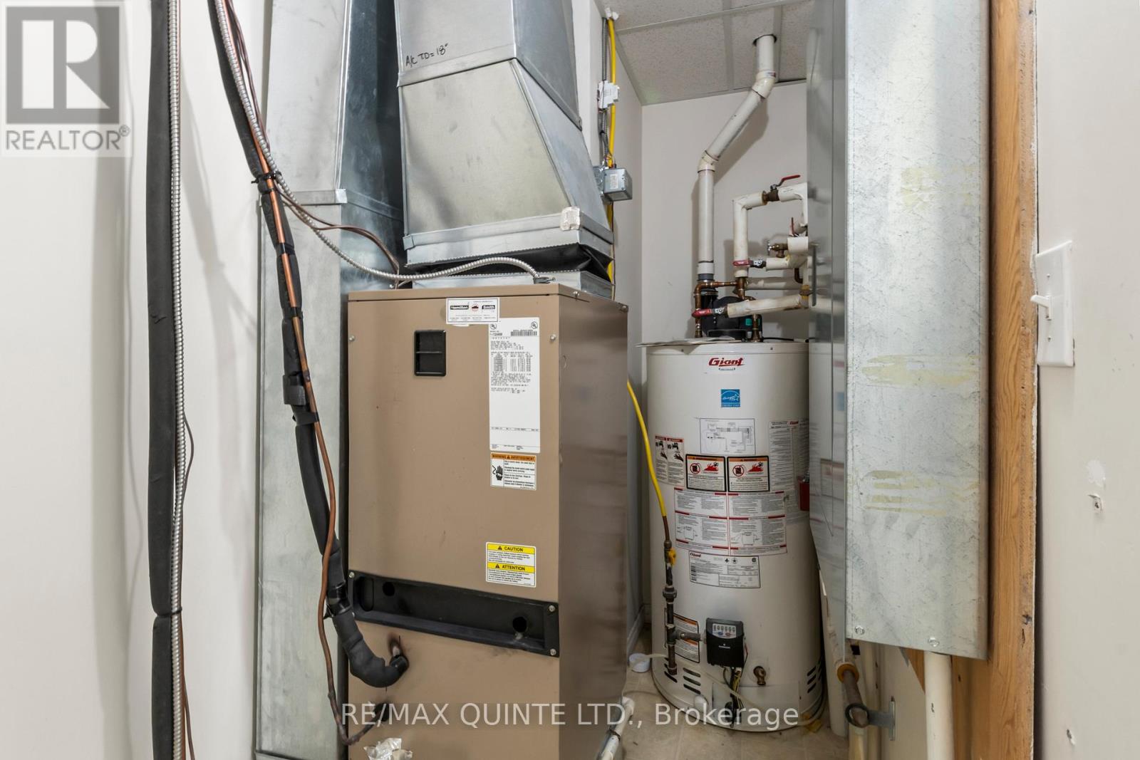 207 - 20 Fourth Avenue, Quinte West, Ontario  K8V 5N3 - Photo 22 - X12712830