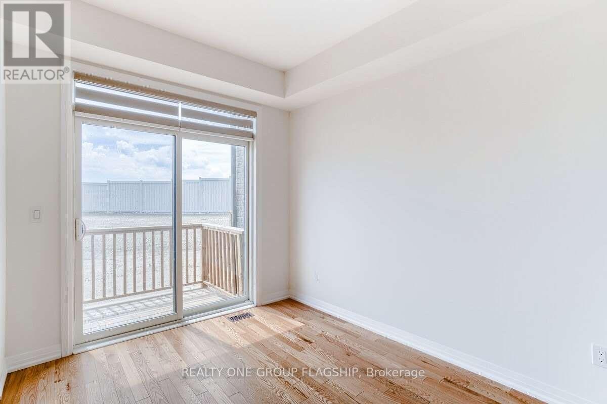 269 Provident Way S, Hamilton, Ontario  L0R 1W0 - Photo 8 - X12712552