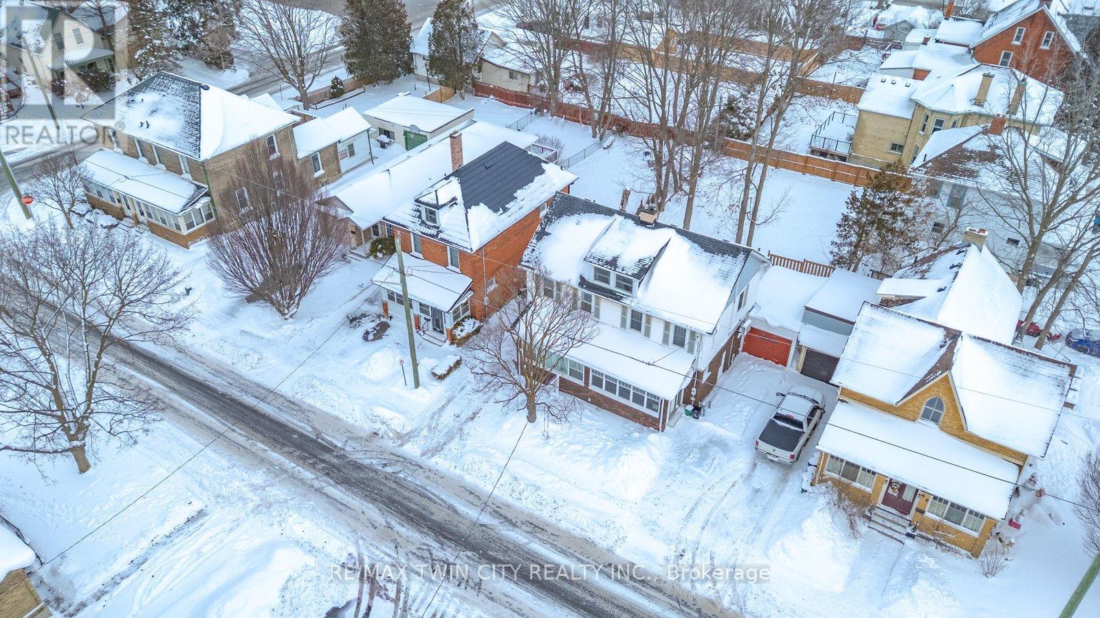 2 - 48 Beale Street, Woodstock, Ontario  N4S 6X1 - Photo 2 - X12712680