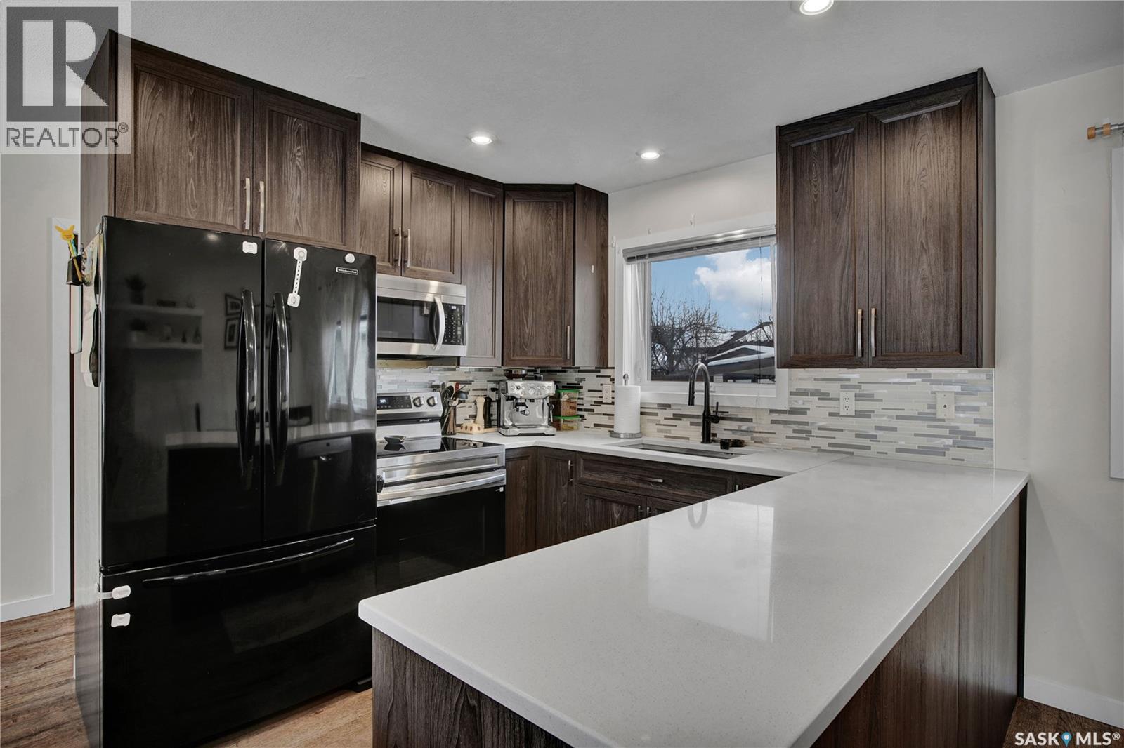 534 David Knight Way, Saskatoon, Saskatchewan  S7K 5M4 - Photo 4 - SK027097