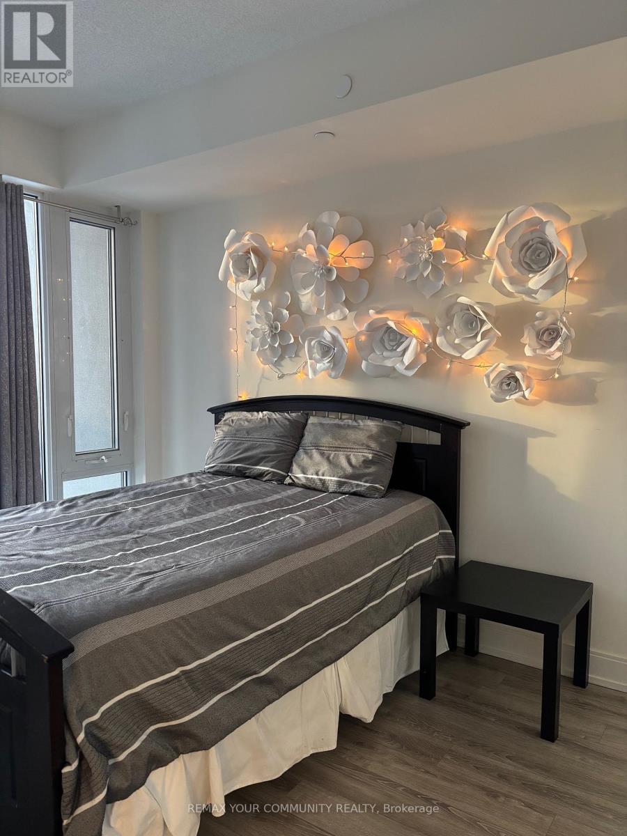 807b - 9600 Yonge Street, Richmond Hill, Ontario  L4C 0X3 - Photo 7 - N12595418