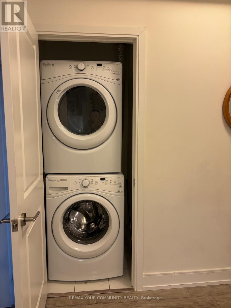 807b - 9600 Yonge Street, Richmond Hill, Ontario  L4C 0X3 - Photo 10 - N12595418