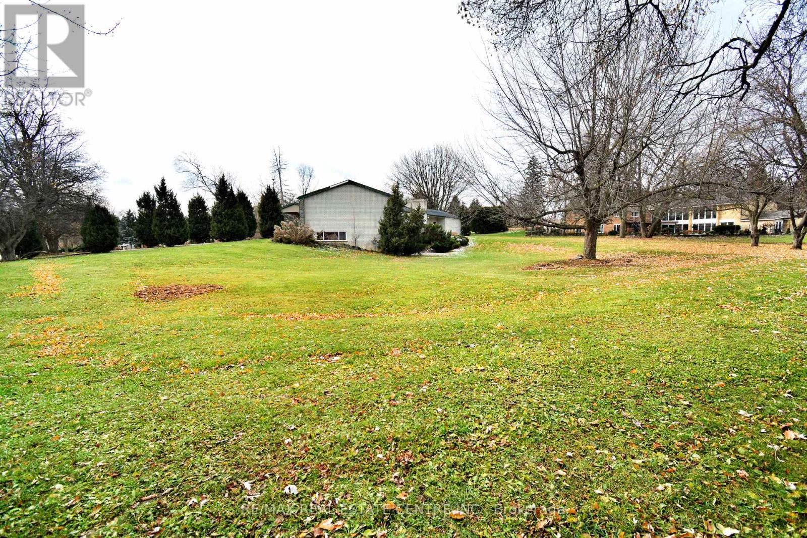 20 Crescent Hill Drive N, Brampton, Ontario  L6S 1C7 - Photo 27 - W12588524