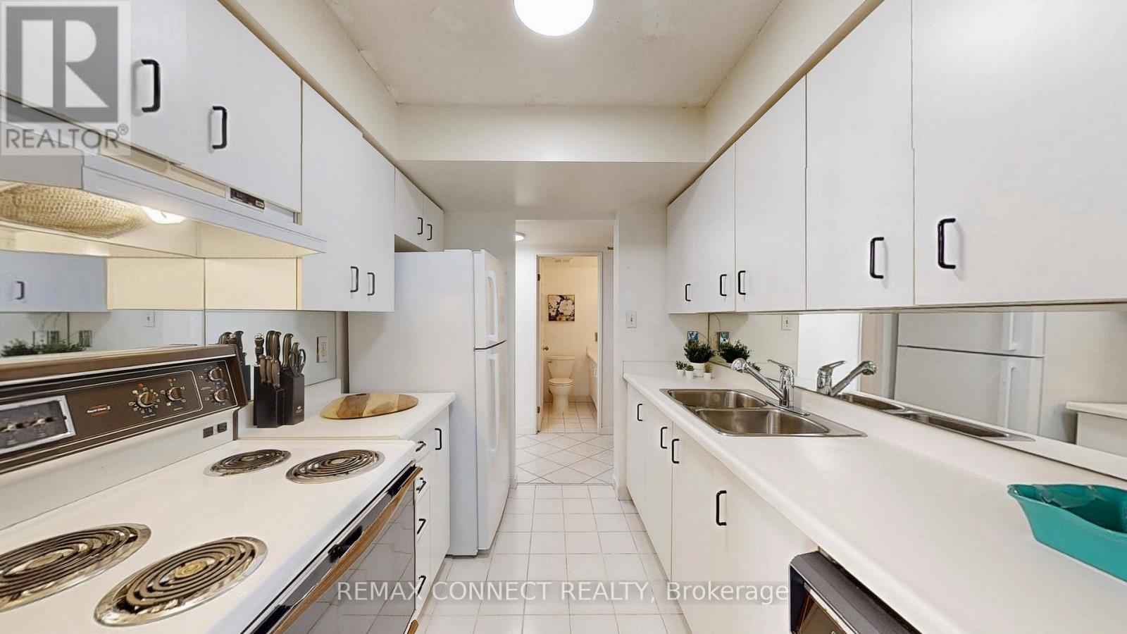 1002 - 47 St Clair Avenue W, Toronto, Ontario  M4V 3A5 - Photo 21 - C12673228