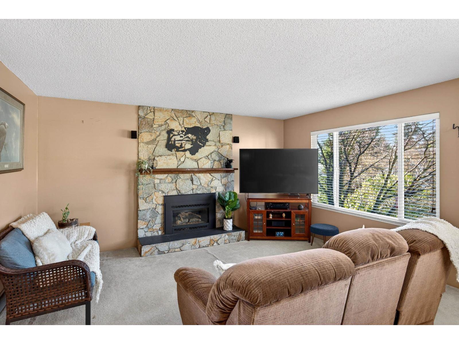 2872 Woodland Drive, Langley, British Columbia  V2Y 1G3 - Photo 3 - R3080570