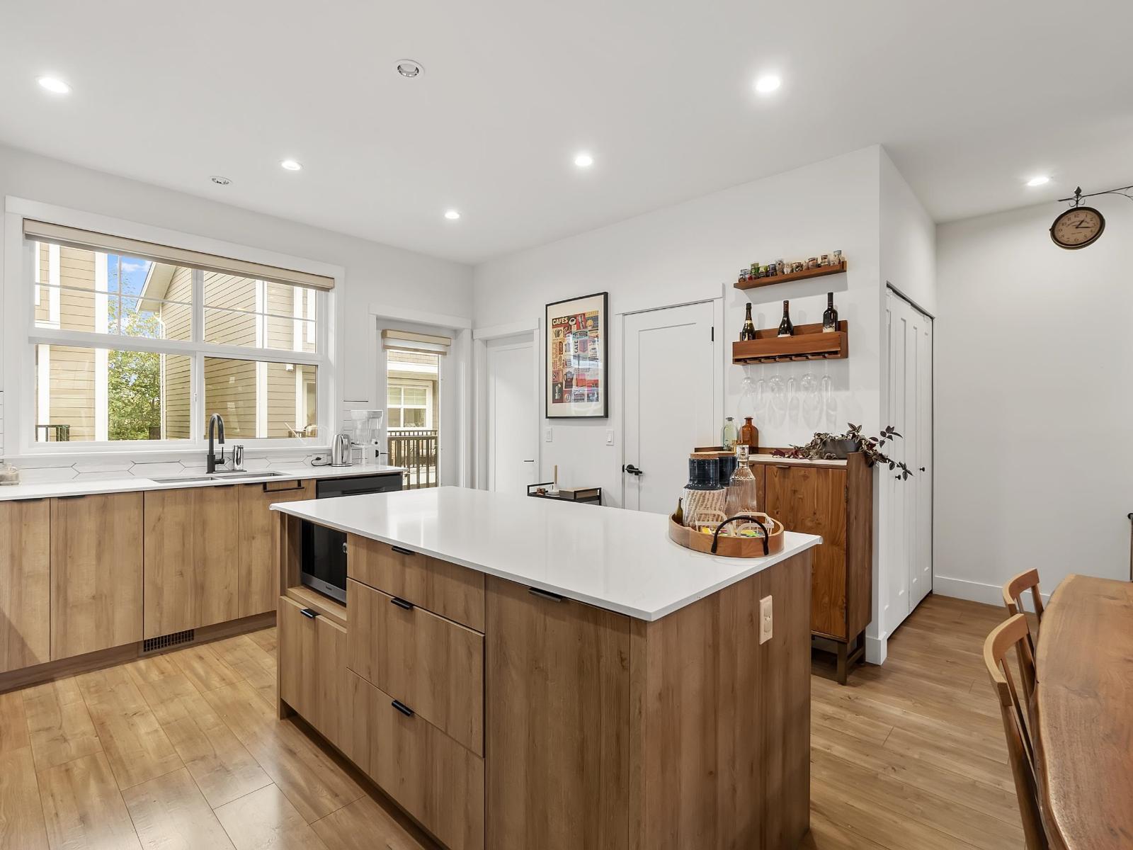 9 14541 Winter Crescent Crescent, Surrey, British Columbia  V4P 0G5 - Photo 5 - R3080798