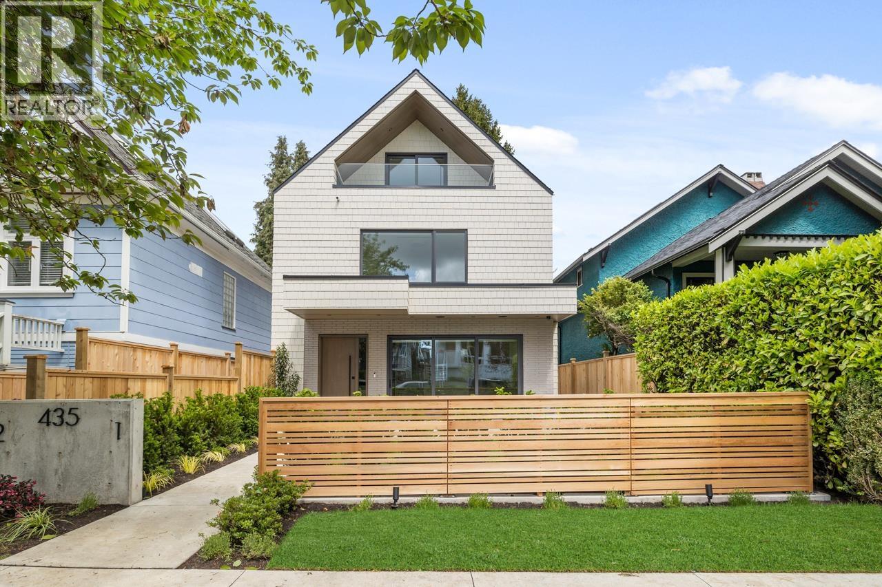 1 435 E 37TH AVENUE, Vancouver, British Columbia