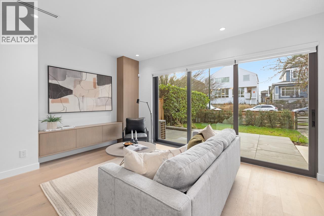 1 435 E 37th Avenue, Vancouver, British Columbia  V5W 1E8 - Photo 3 - R3081179