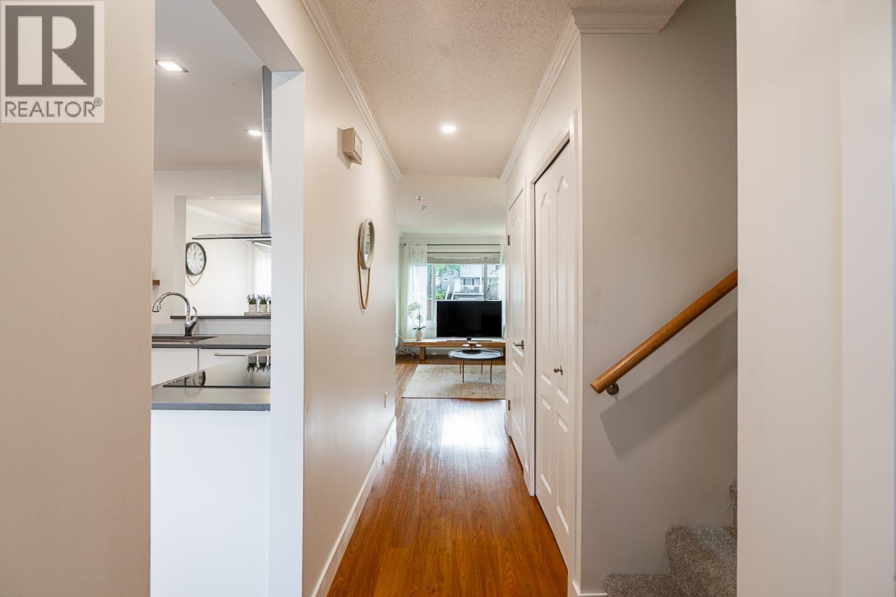 475 Lehman Place, Port Moody, British Columbia  V3H 3Z7 - Photo 4 - R3081192