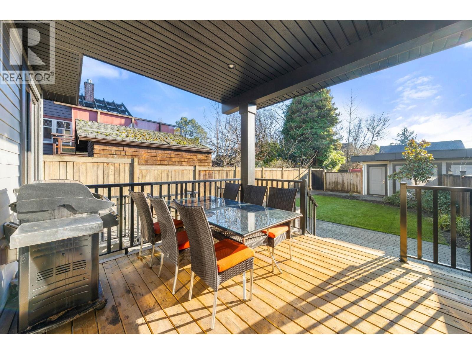 361 E 15th Street, North Vancouver, British Columbia  V7L 2R6 - Photo 15 - R3081200