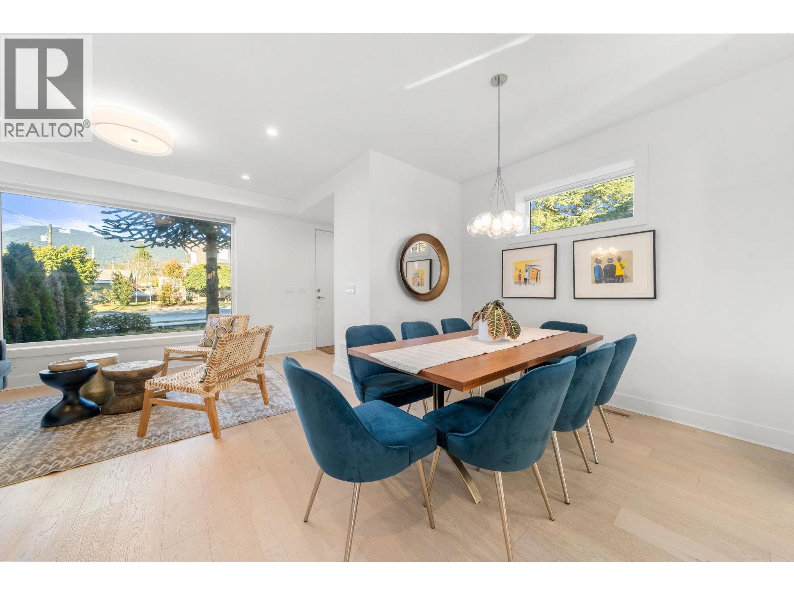 361 E 15th Street, North Vancouver, British Columbia  V7L 2R6 - Photo 5 - R3081200