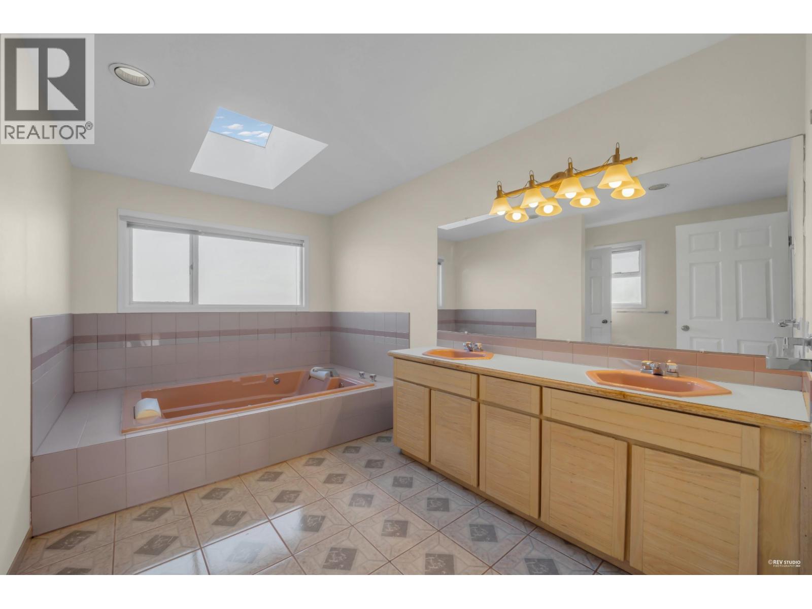 2445 W 19th Avenue, Vancouver, British Columbia  V6L 1C8 - Photo 29 - R3081207