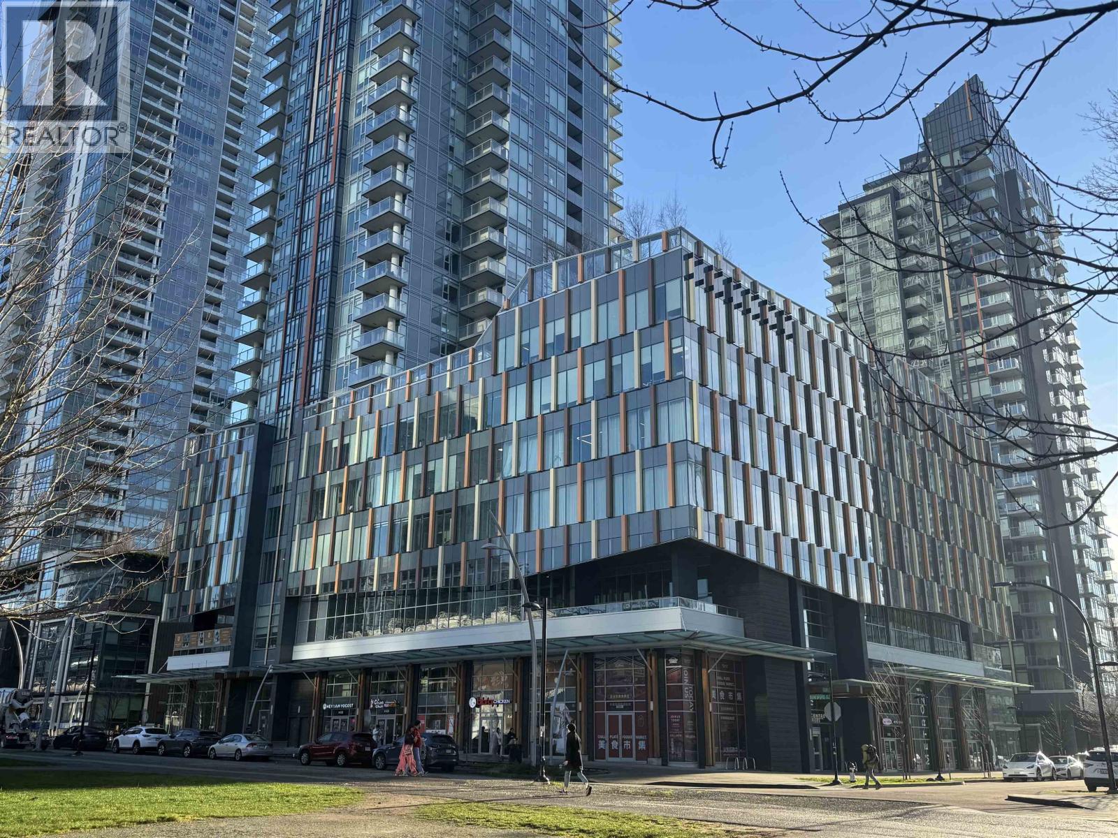 413 6378 Silver Avenue, Vancouver, British Columbia  V5H 0J2 - Photo 2 - C8075310