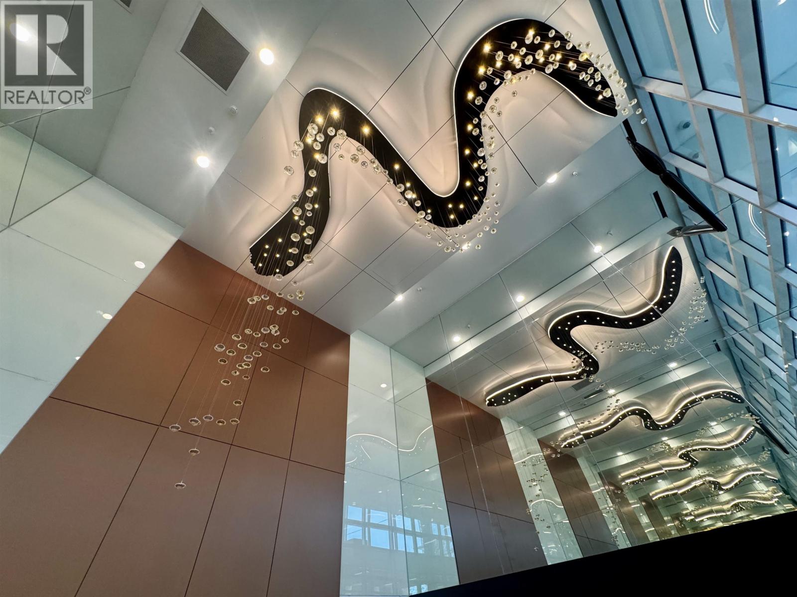 413 6378 Silver Avenue, Vancouver, British Columbia  V5H 0J2 - Photo 4 - C8075310