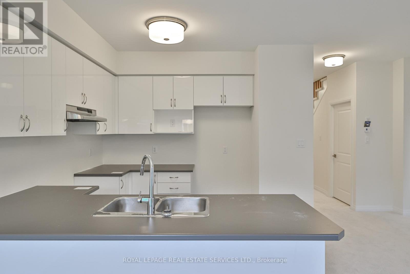 56 Mckernan Avenue, Brantford, Ontario  N3V 0B9 - Photo 10 - X12570076