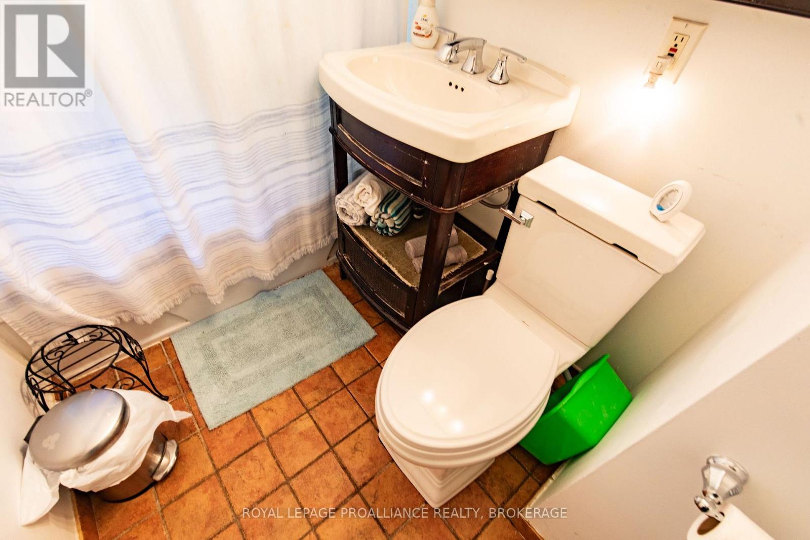 337 Palace Road, Kingston, Ontario  K7L 4T4 - Photo 14 - X12712550