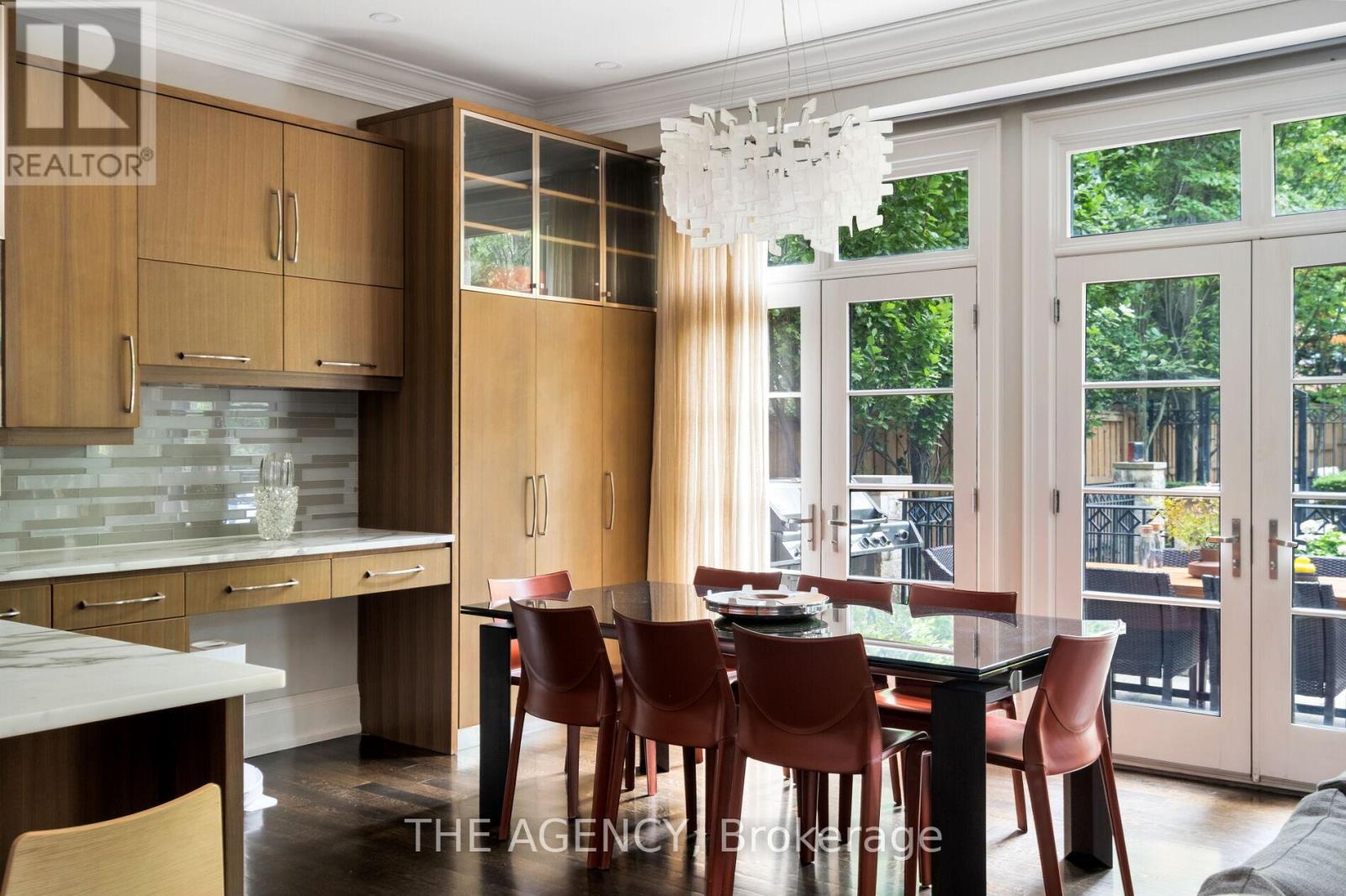 190 Forest Hill Road, Toronto, Ontario  M5P 2N4 - Photo 14 - C12712660