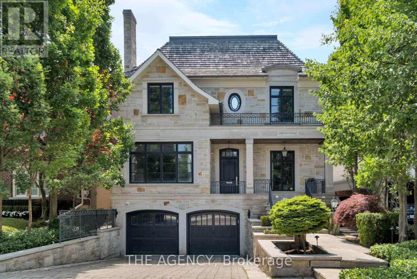 190 Forest Hill Road, Toronto, Ontario  M5P 2N4 - Photo 3 - C12712660