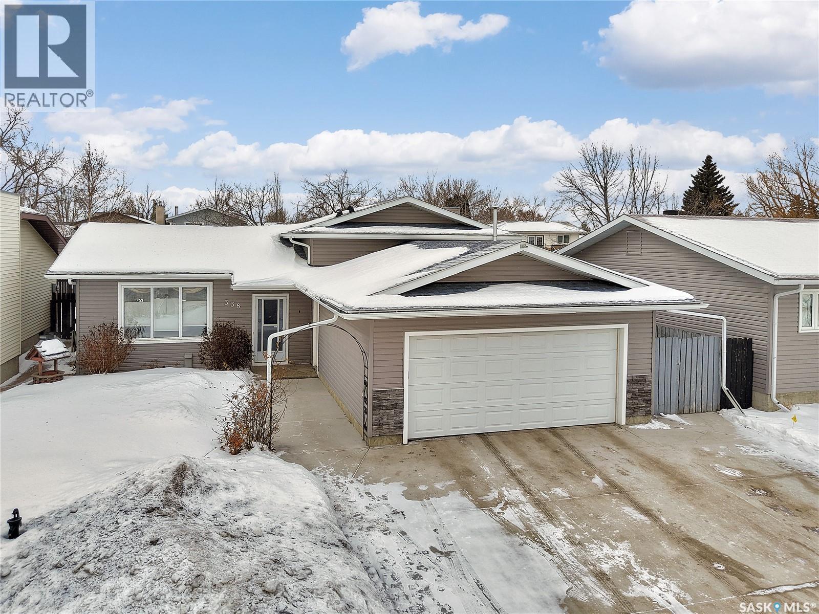 338 Armstrong Way, Saskatoon, Saskatchewan  S7N 3M8 - Photo 1 - SK027106