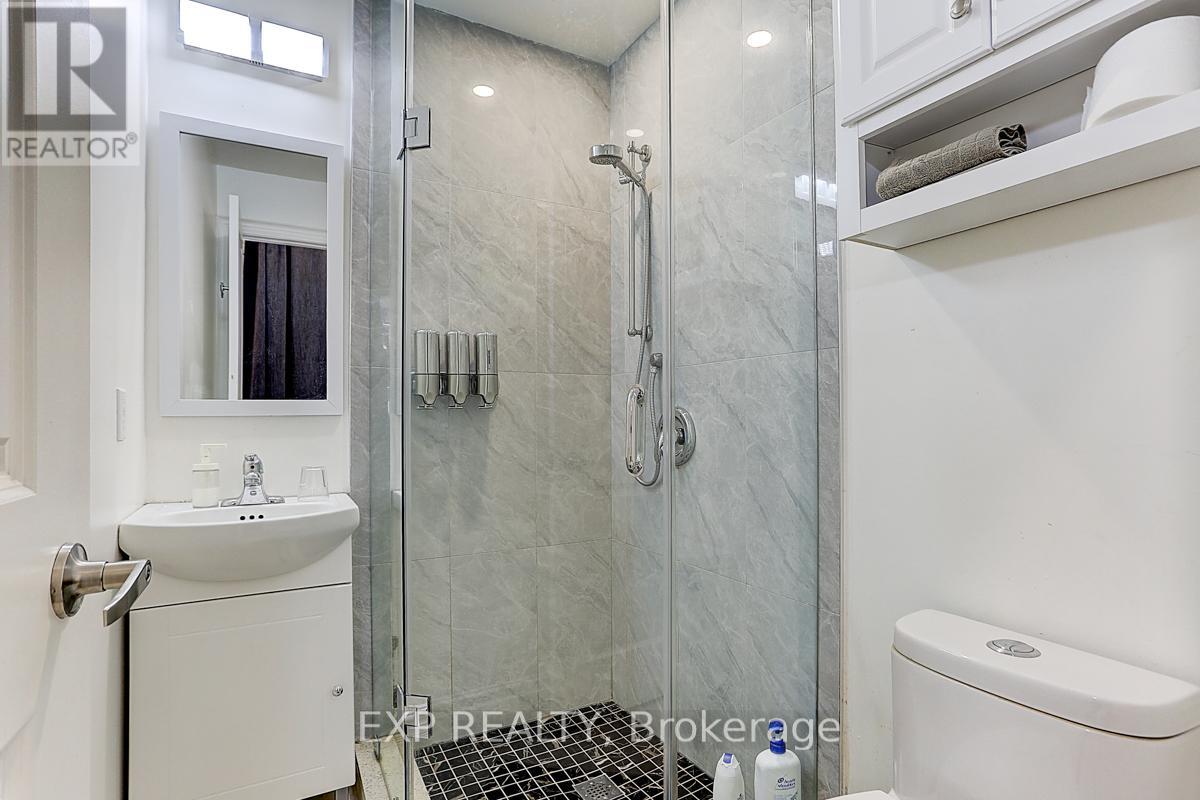 600 Parliament Street, Toronto, Ontario  M4X 1R2 - Photo 26 - C12712810