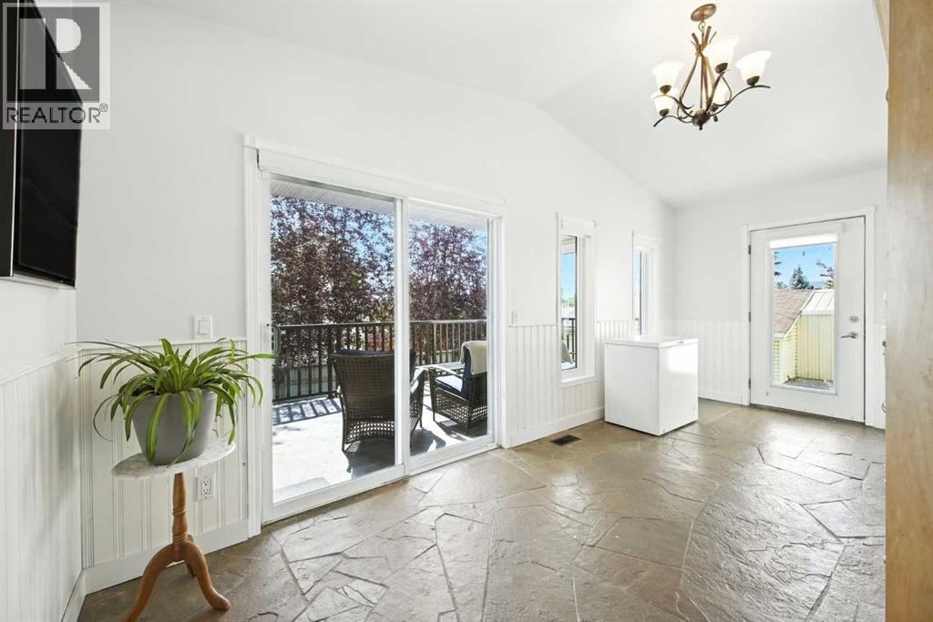 139 Huntford Green Ne, Calgary, Alberta  T2K 3Z3 - Photo 12 - A2280161