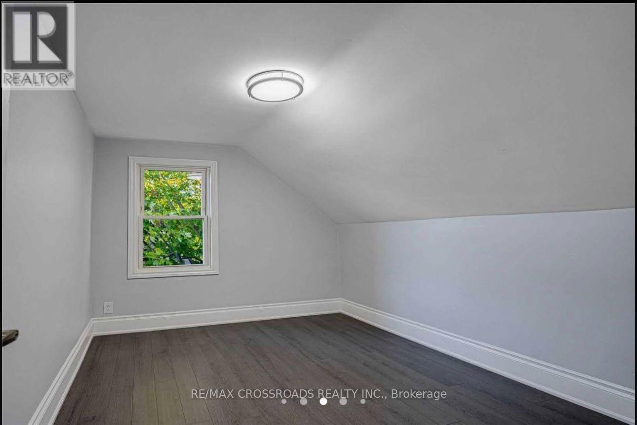 Main/upper - 144 Conant Street, Oshawa, Ontario  L1H 3R8 - Photo 6 - E12712796