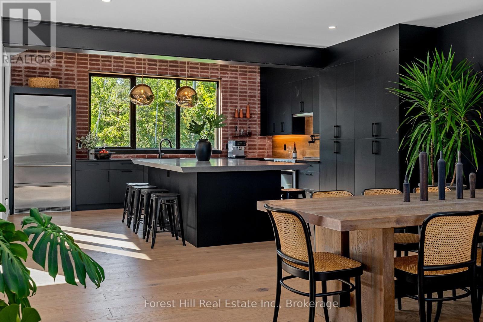 854 Sixth Street, Clearview, Ontario  L9Y 3Y9 - Photo 11 - S12713120