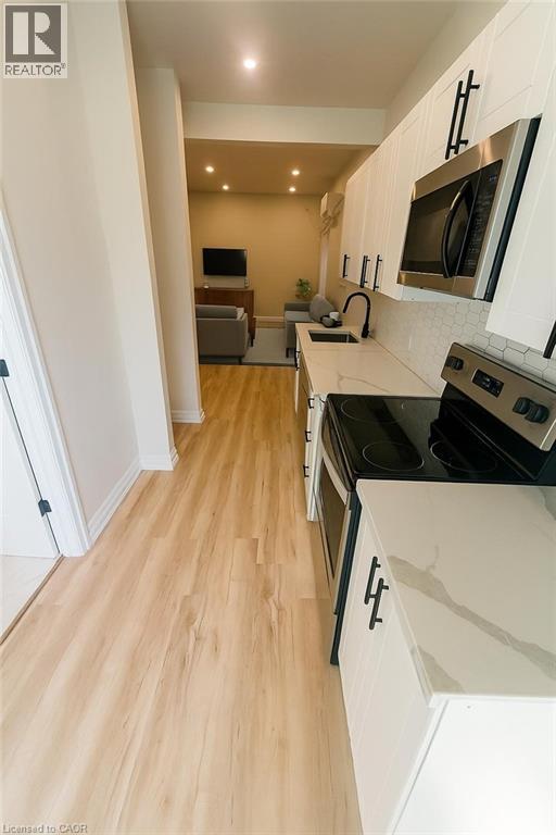 27 Queenston Street Unit# 3, St. Catharines, Ontario  L2R 2Y8 - Photo 2 - 40799608