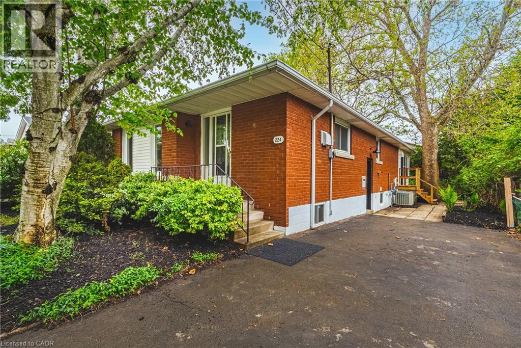 224 WEST 16TH Street, Hamilton, Ontario