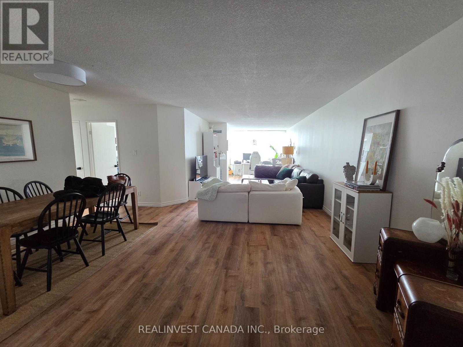 920 - 32 Clarissa Drive, Richmond Hill, Ontario  L4C 9R7 - Photo 14 - N12712780