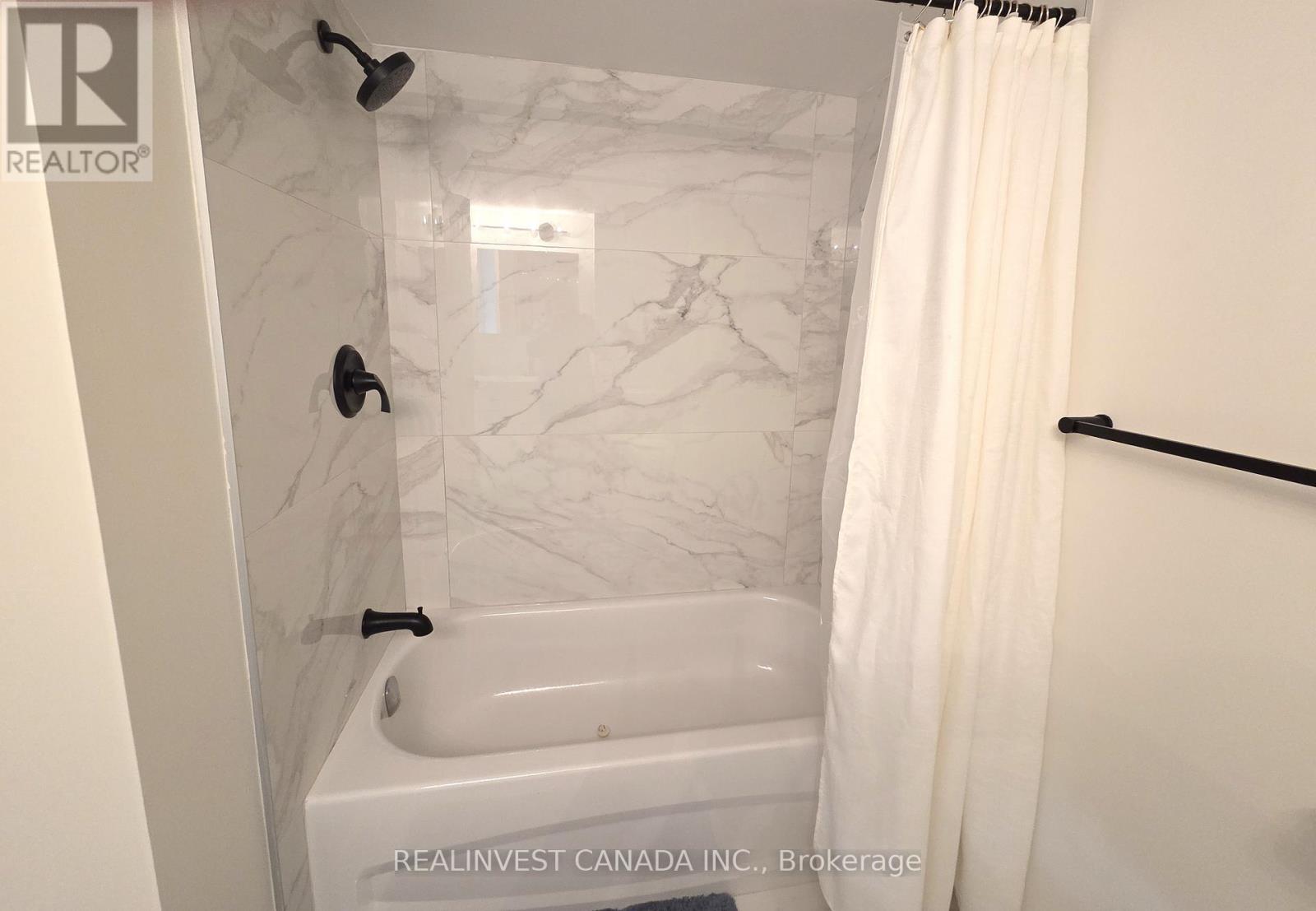 920 - 32 Clarissa Drive, Richmond Hill, Ontario  L4C 9R7 - Photo 23 - N12712780