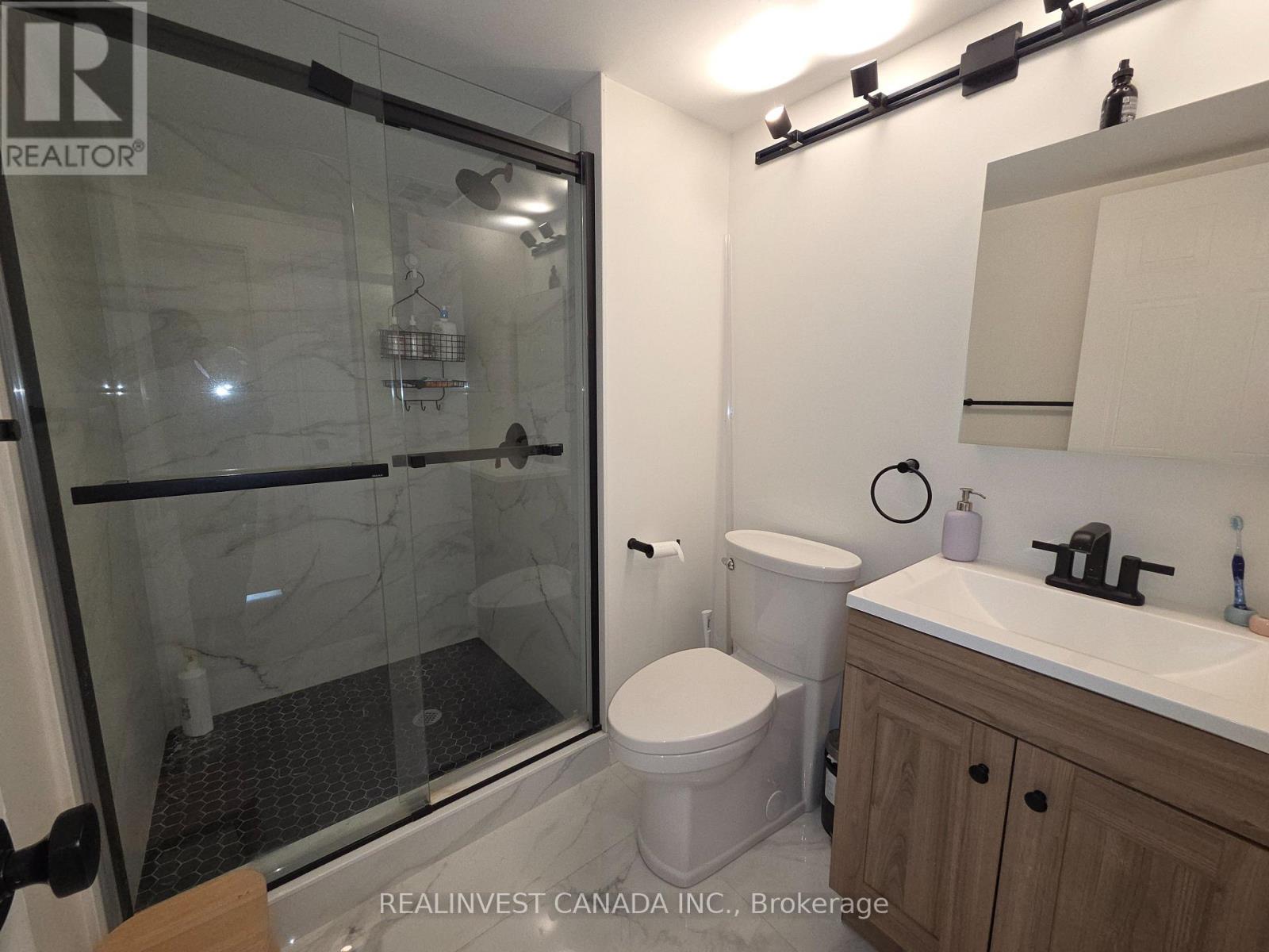 920 - 32 Clarissa Drive, Richmond Hill, Ontario  L4C 9R7 - Photo 24 - N12712780