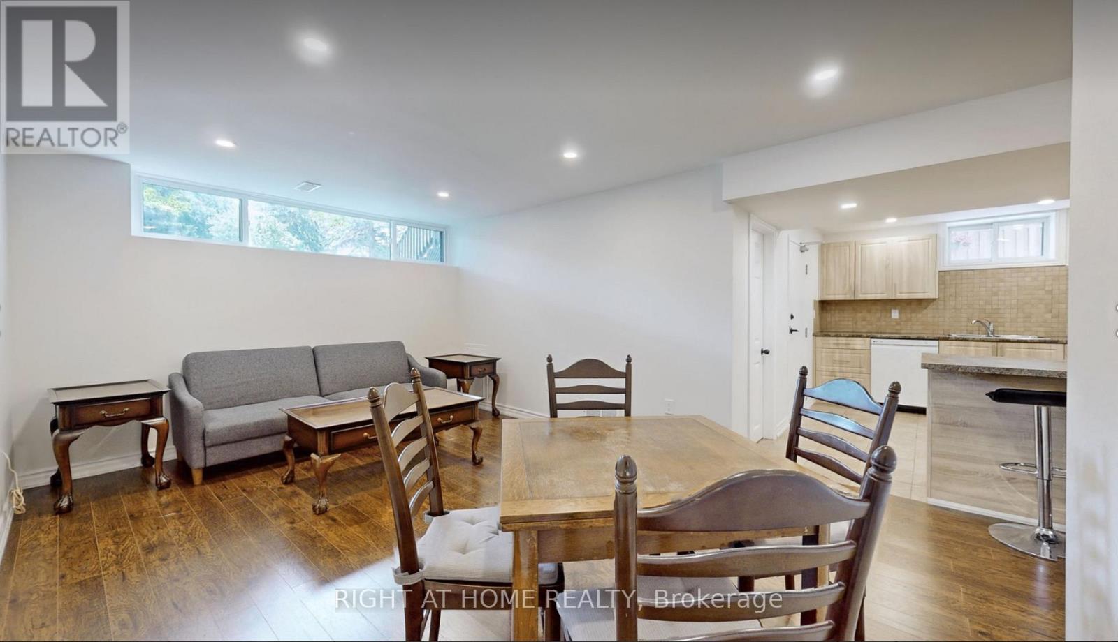 36 AURORA HEIGHTS DRIVE, Aurora, Ontario